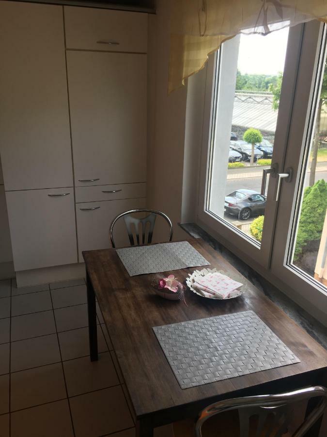 Gemuetliches Zimmer Mit Eigenem Bad/Wc/Kueche Kassel Exterior photo